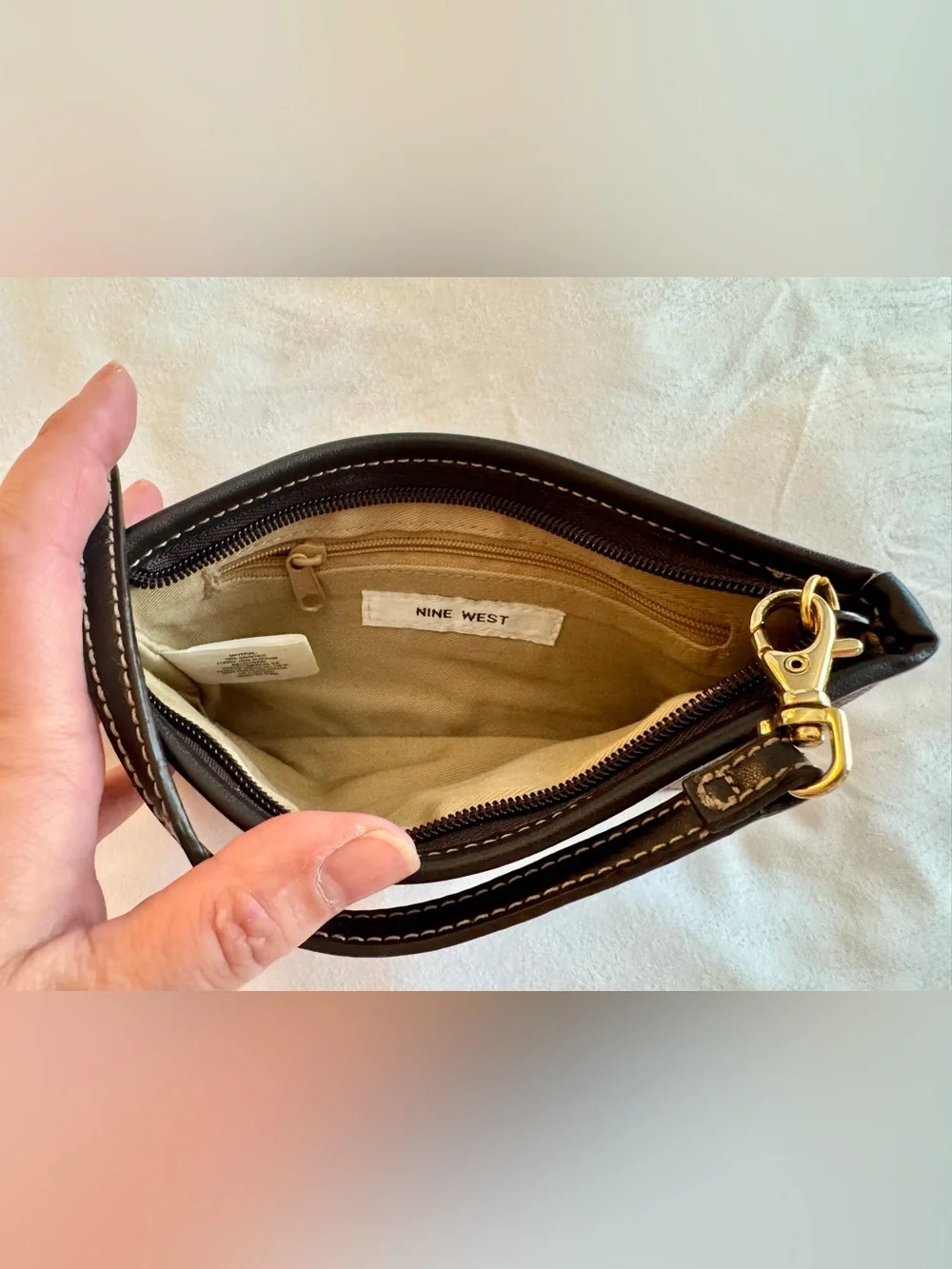 Nine West compact nine